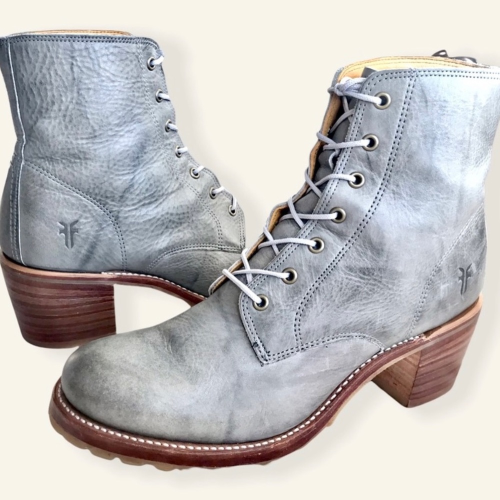 RARE Frye Sabrina 6G Grey Leather Trendy Lace Up Retro Combat Heeled Ankle Boots